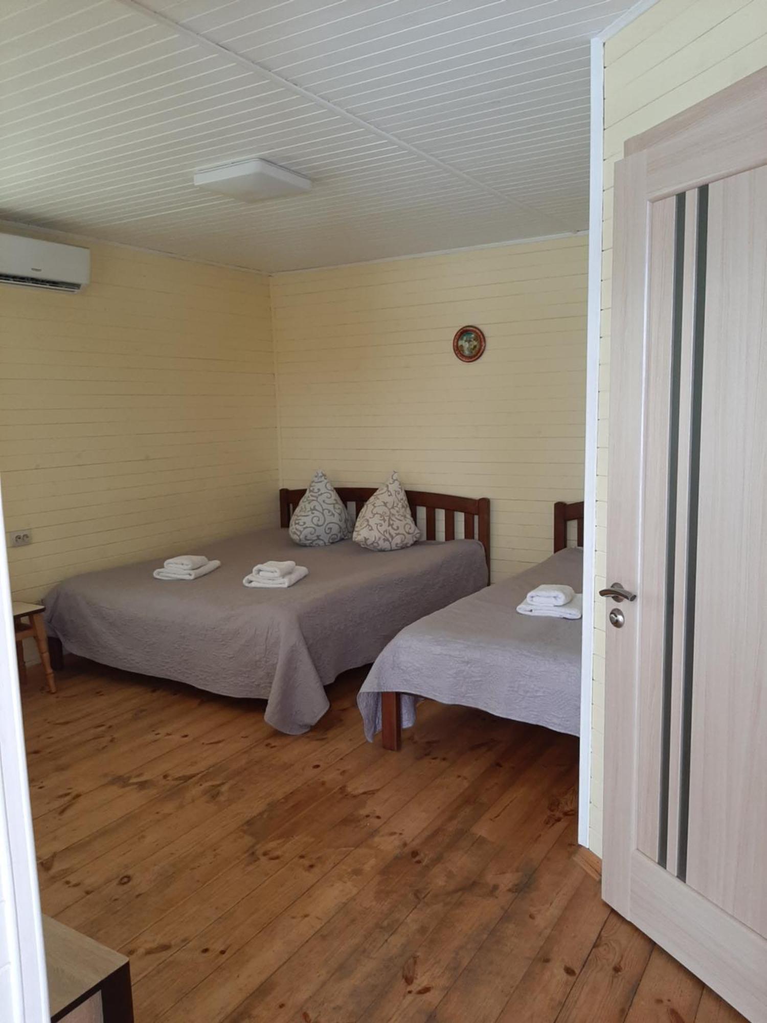 Гостьовий Дім На Герцена Guest Hous On Gertsena Hotel Novhorod-Siverskyi Bilik gambar
